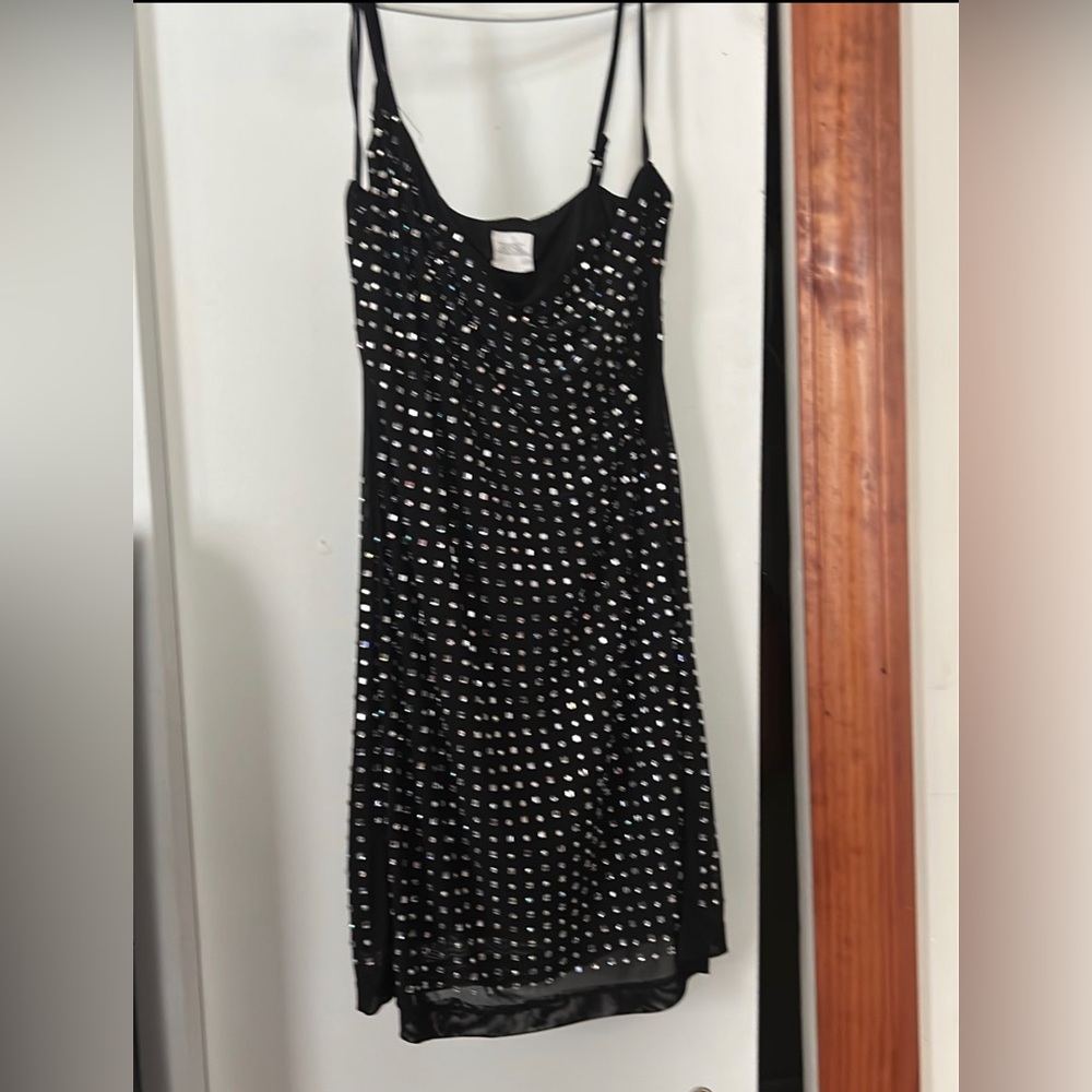Sleevelessperfect for homecoming or winter formal or just a night out in general